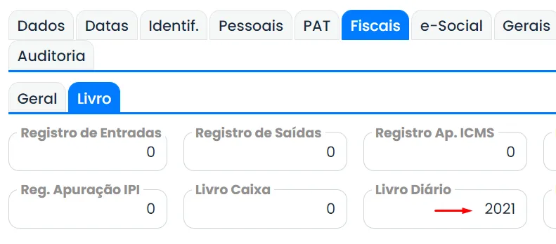 Informe o ano de impressão dos primeiros livros contábeis, como o Diário e Razão, marcando o início oficial da documentação contábil da empresa.