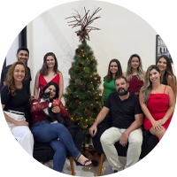 equipe da FOUR ASSESSORIA EMPRESARIAL LTDA